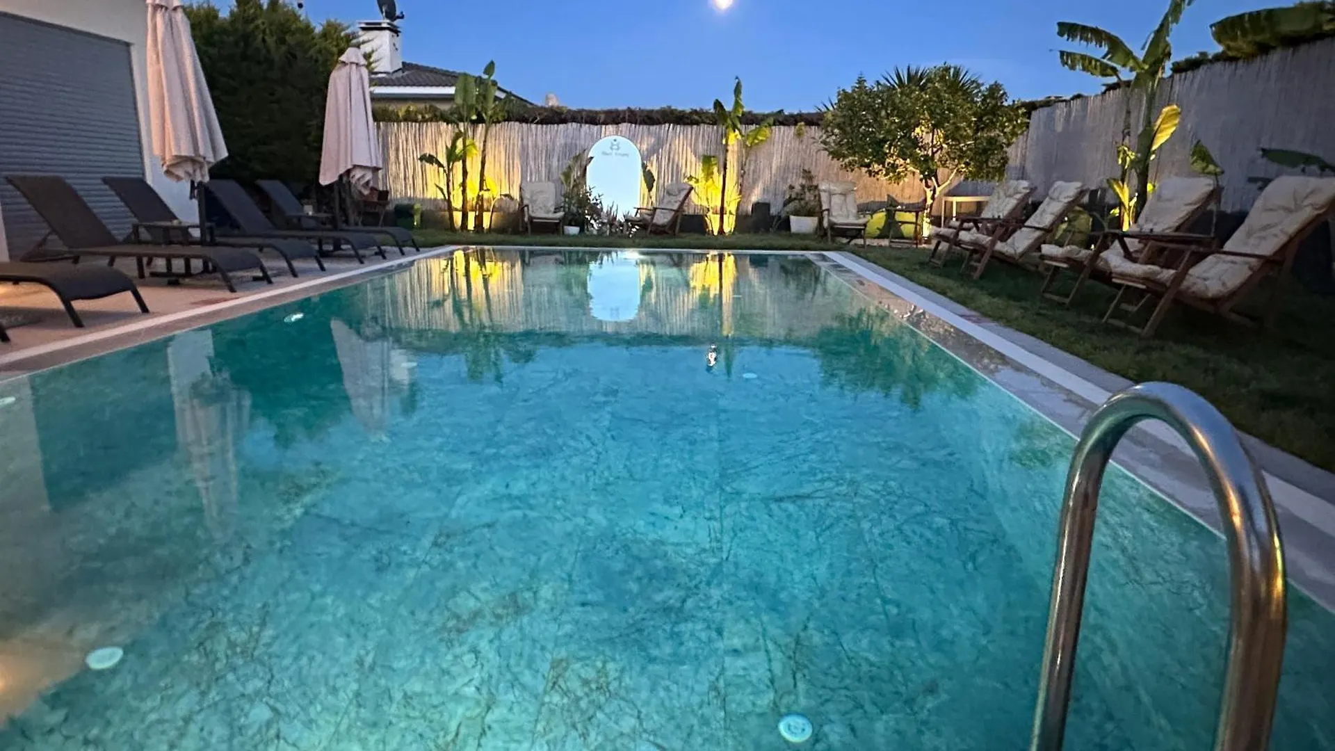 Bed & Breakfast Mavi Yengec Cesme Butik Otel